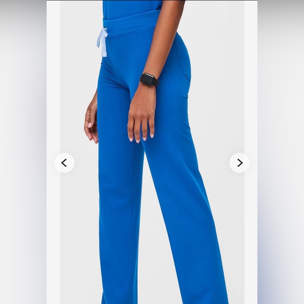 FIGS *NEW // NEVER BEEN WORN!*